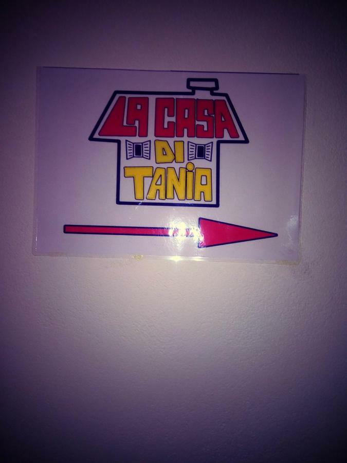Casa Di Tania Lägenhet Trieste Exteriör bild